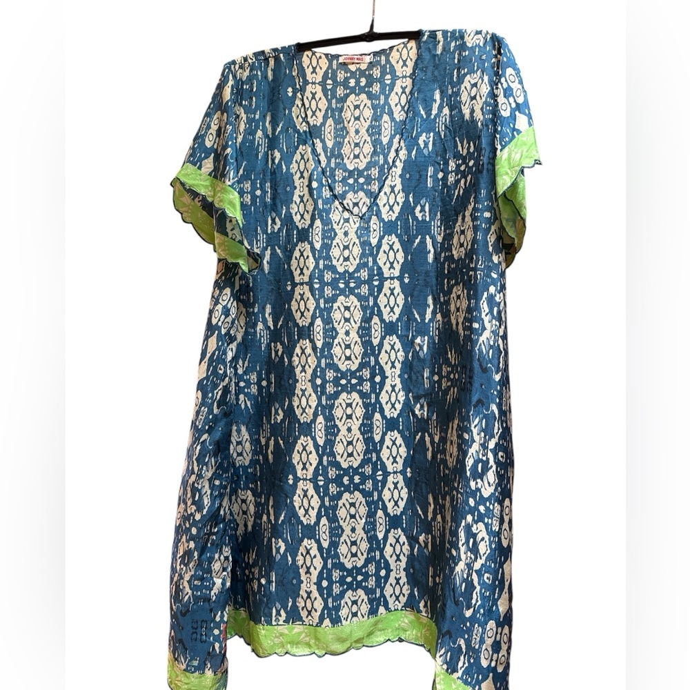 Johnny Was Blue and White V-neck, Short Sleeve Resort Dress in XL.
